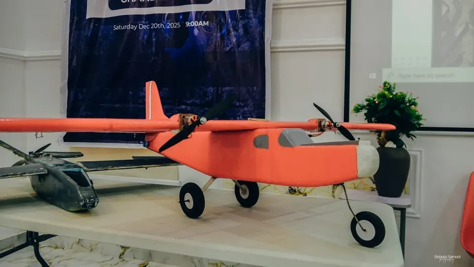 Fixed-wing aircraft and helicopter models at RAIN
