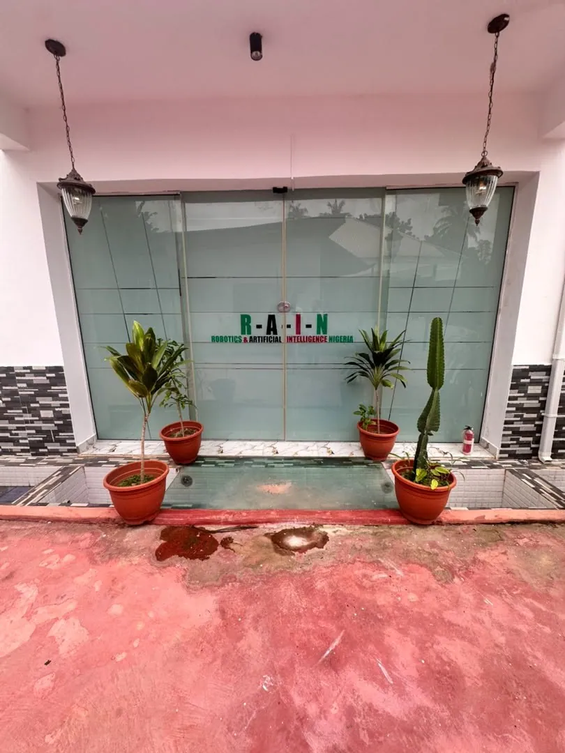 A RAIN Building